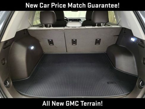 New 2026 GMC Terrain Denali w/ LPO, Floor Liner Package image 33