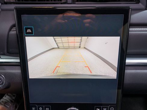 Used 2026 GMC Terrain Elevation w/ Elevation Premium Package FWD image 19