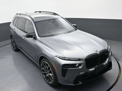 Used 2025 BMW X7 M60i w/ Executive Package AWD/4WD image 30