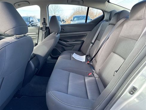 Used 2023 Nissan Altima 2.5 SV image 22