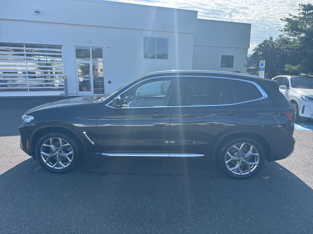 Certified 2024 BMW X3 xDrive30i w/ Convenience Package w/ZPA AWD/4WD image 2