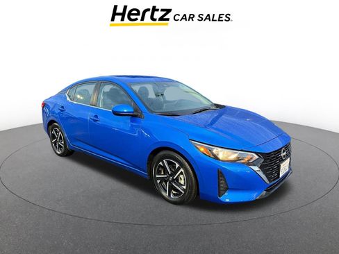 Used 2025 Nissan Sentra SV image 1