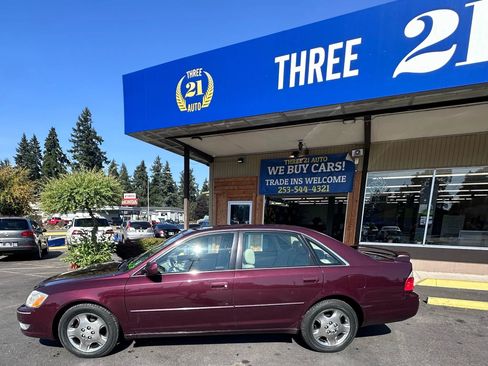 Used 2003 Toyota Avalon XLS image 2