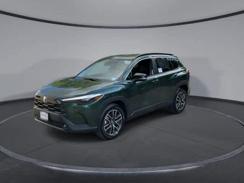 Certified 2026 Toyota Corolla Cross XLE w/ Convenience Package FWD image 3
