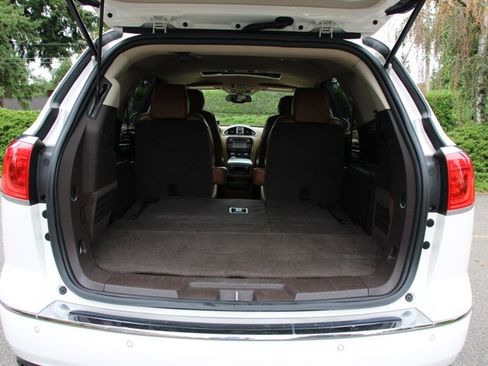 Used 2013 Buick Enclave Premium w/ Trailering Provision Package image 19