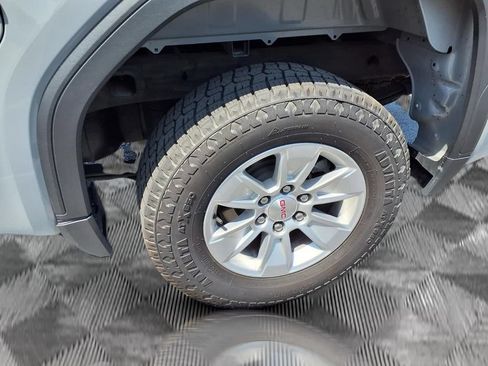 Used 2024 GMC Sierra 1500 SLE RWD image 23