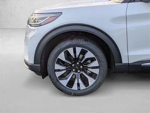 New 2026 Ford Explorer Platinum w/ LUX Leather Package image 10