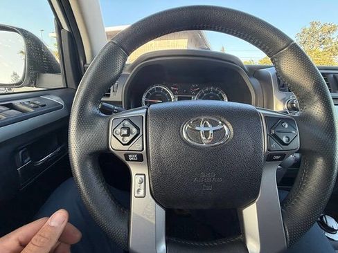 Used 2019 Toyota 4Runner SR5 Premium AWD/4WD image 36
