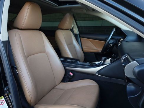 Used 2015 Lexus IS 250 w/ Premium Package RWD image 28