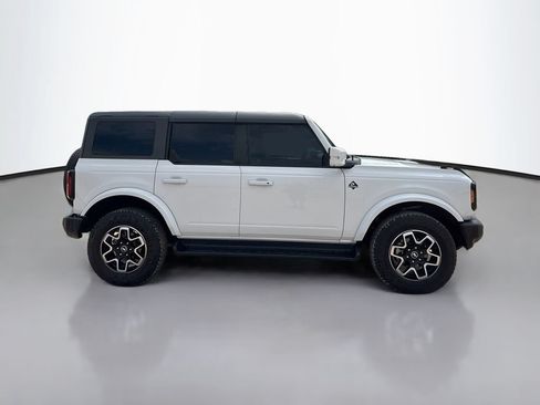 Used 2025 Ford Bronco Outer Banks AWD/4WD image 8