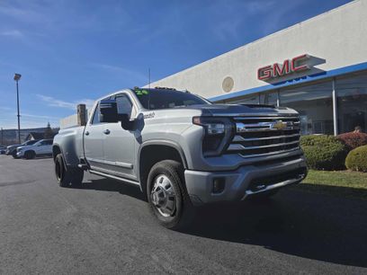 Used 2024 Chevrolet Silverado 3500 High Country w/ High Country Premium Package
