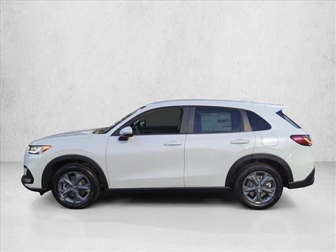 New 2026 Honda HR-V LX image 5