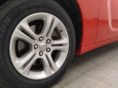Used 2022 Dodge Charger SXT RWD image 31
