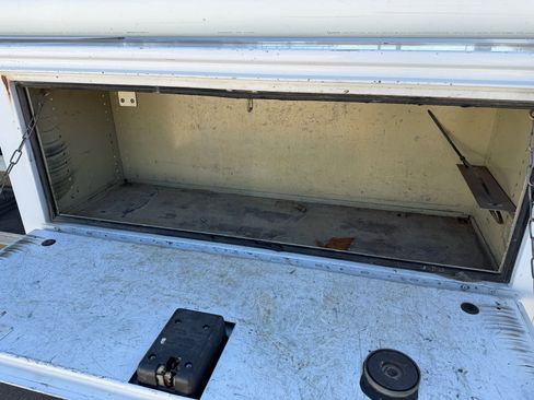 Used 2017 Ford F250 XL w/ Power Equipment Group image 24