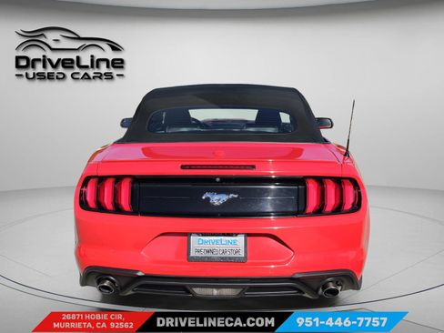 Used 2023 Ford Mustang Premium image 3
