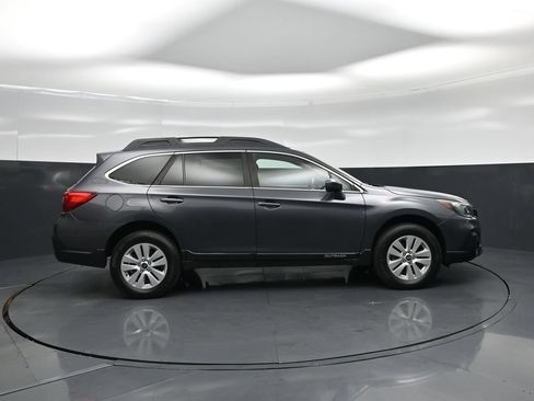 Used 2019 Subaru Outback 2.5i Premium AWD/4WD image 20