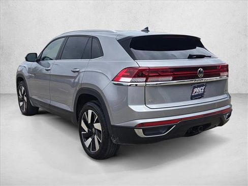 Used 2025 Volkswagen Atlas Cross Sport SE AWD/4WD image 7