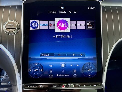 New 2025 Mercedes-Benz C 300 4MATIC Sedan image 14