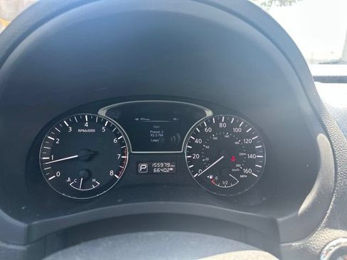 Used 2013 Nissan Altima 2.5 S FWD image 5