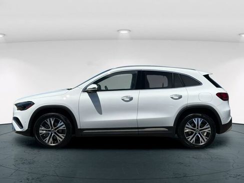 Certified 2026 Mercedes-Benz GLA 250 4MATIC image 4