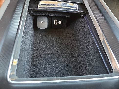 New 2026 Lincoln Corsair Premiere image 15