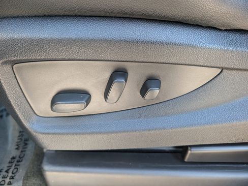 Used 2016 Chevrolet Suburban LTZ image 28