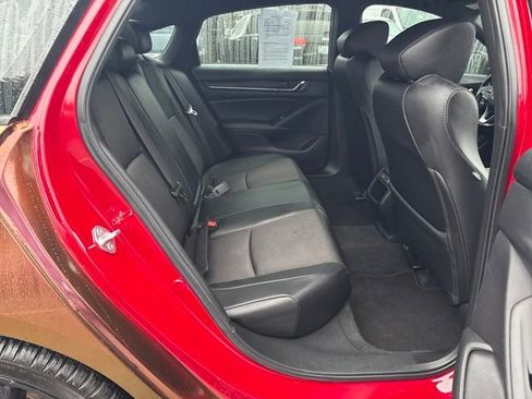 Used 2021 Honda Accord Sport image 10