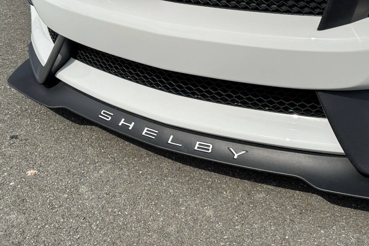 Used 2018 Ford Mustang Shelby GT350 w/ Electronics Package RWD image 10