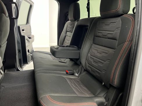 Used 2023 Nissan Frontier PRO-4X w/ Pro Convenience Package image 13