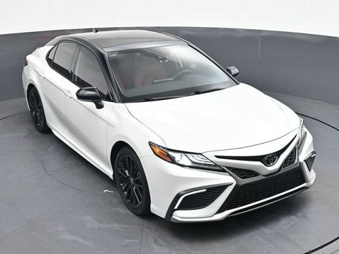 Used 2023 Toyota Camry XSE FWD image 22
