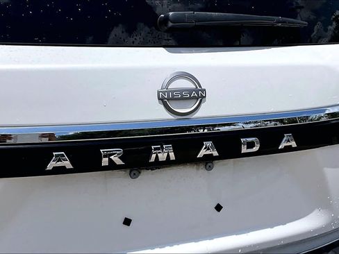 Certified 2024 Nissan Armada SL w/ Captain's Chairs Package RWD image 29