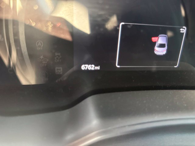 Used 2026 Toyota Corolla LE FWD image 11