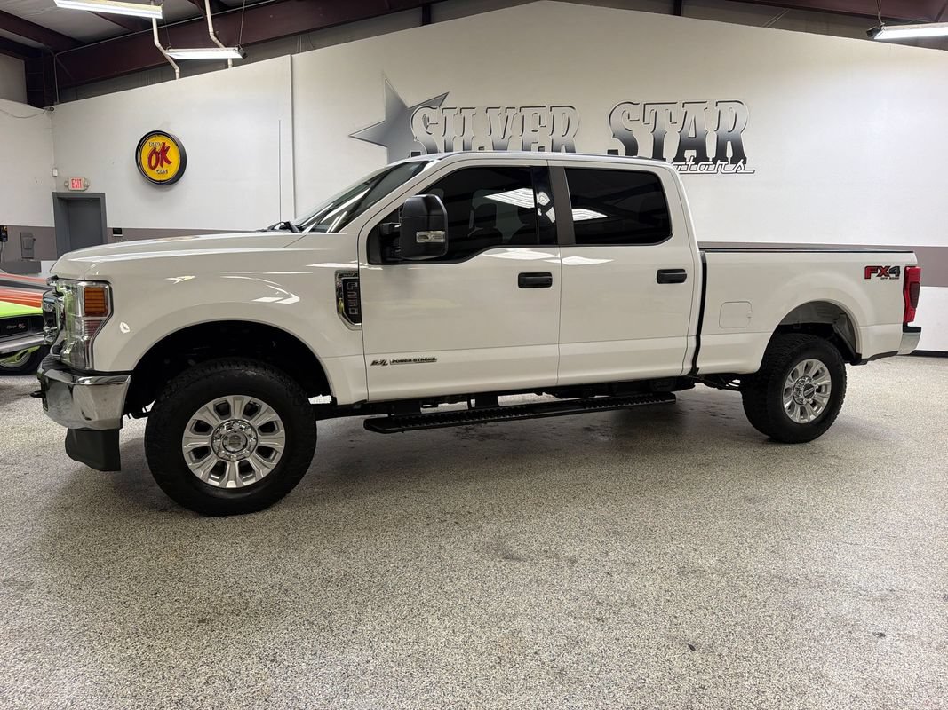 Used 2021 Ford F250 XLT w/ FX4 Off-Road Package AWD/4WD image 2