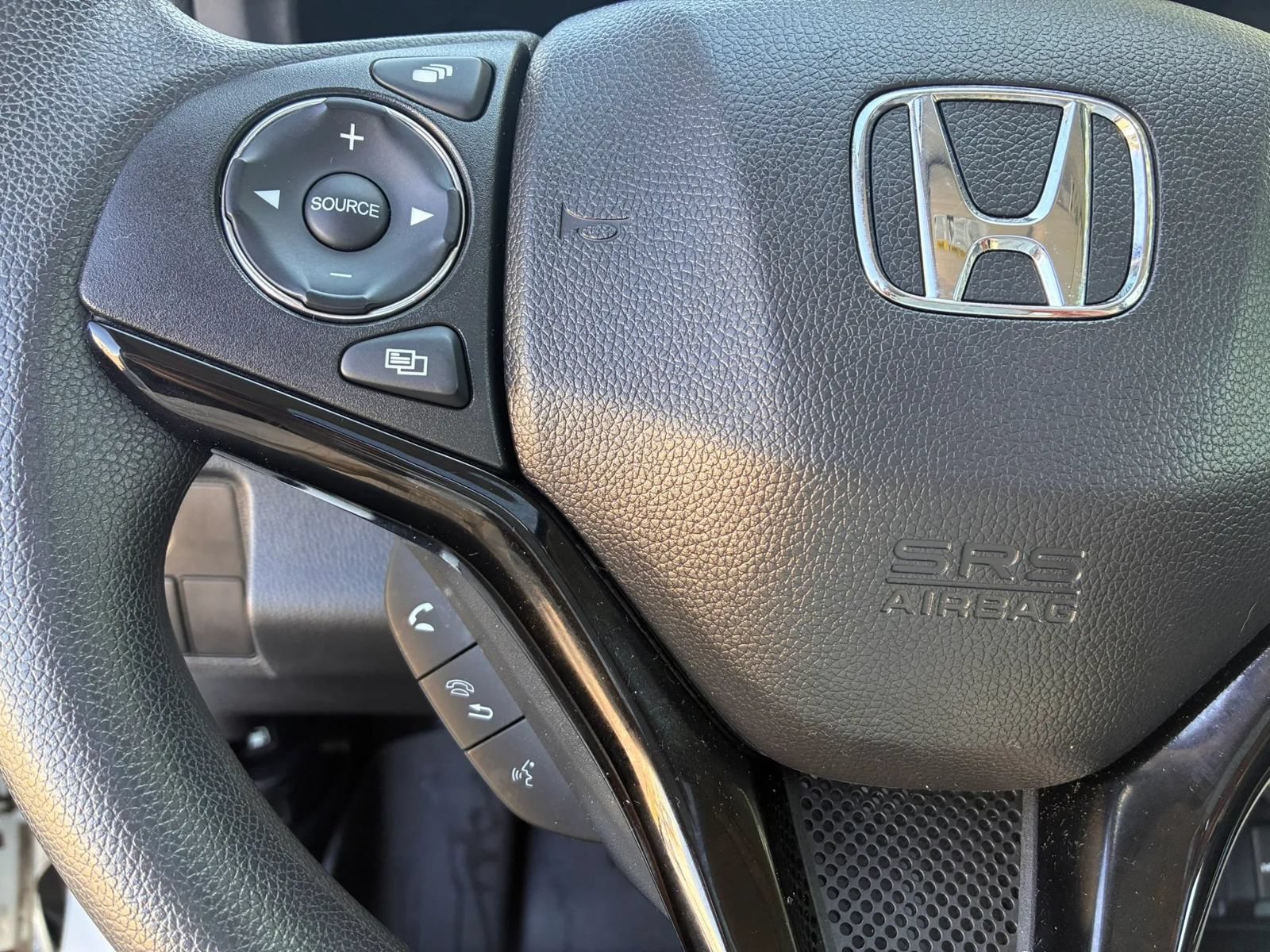 Used 2016 Honda HR-V EX image 27