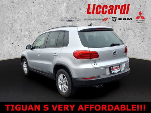 Used 2015 Volkswagen Tiguan S image 4
