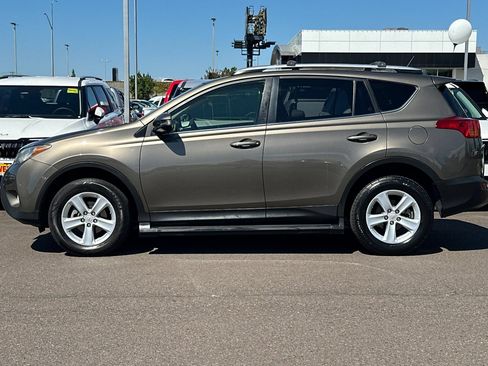 Used 2014 Toyota RAV4 XLE FWD image 7