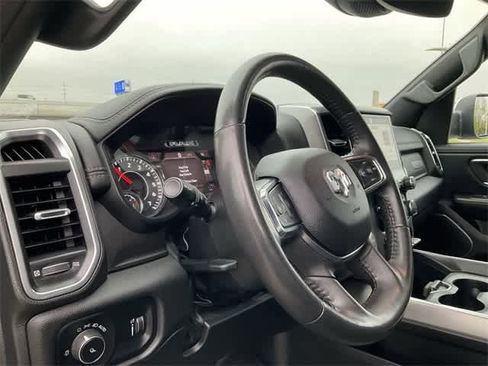 Used 2024 RAM 1500 Laramie image 10