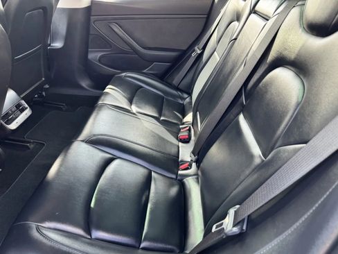 Used 2020 Tesla Model 3 Performance image 8