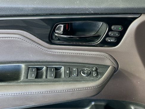 Used 2019 Honda Odyssey Elite image 18
