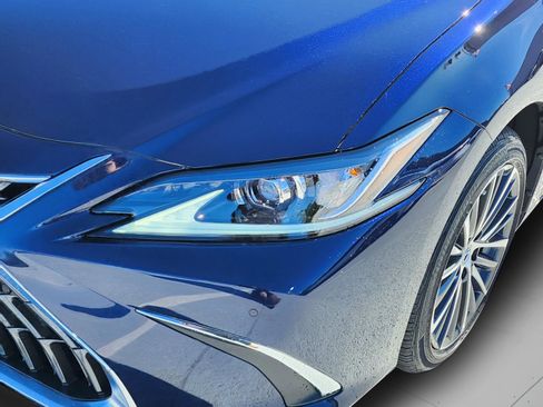 New 2025 Lexus ES 350 w/ Premium Package image 29