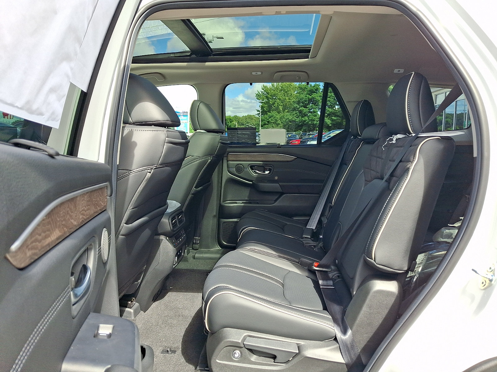 New 2026 Honda Pilot Elite image 5