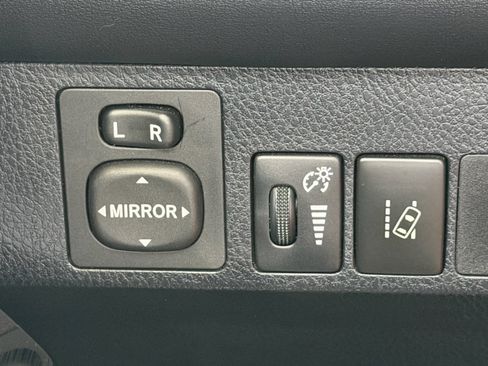 Used 2016 Toyota RAV4 Limited w/ Advanced Technology Package AWD/4WD image 16