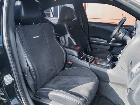 Used 2015 Dodge Charger SRT w/ Harman/Kardon Audio Group image 27