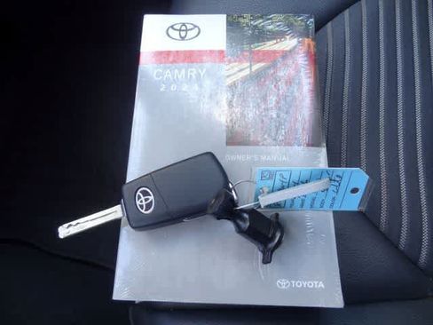 Certified 2024 Toyota Camry SE FWD image 28