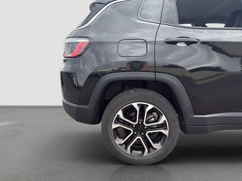 Used 2022 Jeep Compass Limited AWD/4WD image 23