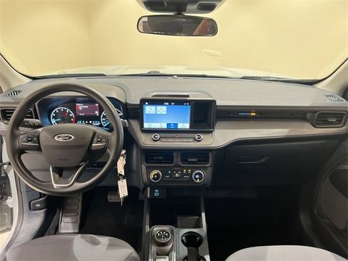 Used 2022 Ford Maverick XL image 9