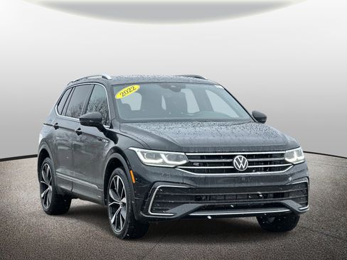 Used 2022 Volkswagen Tiguan SEL R-Line image 6