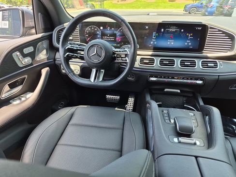 Certified 2025 Mercedes-Benz GLS 450 4MATIC image 29
