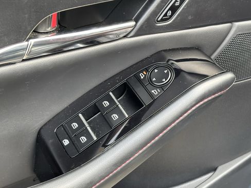 Used 2024 MAZDA CX-30 AWD 2.5 S w/ Preferred Package image 15