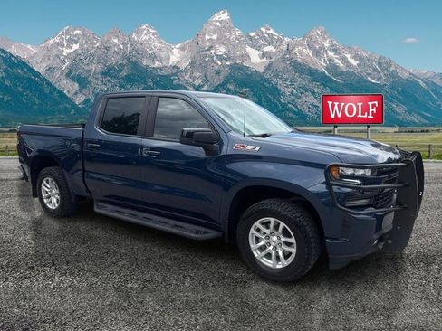 Used 2022 Chevrolet Silverado 1500 RST w/ Convenience Package II AWD/4WD image 3